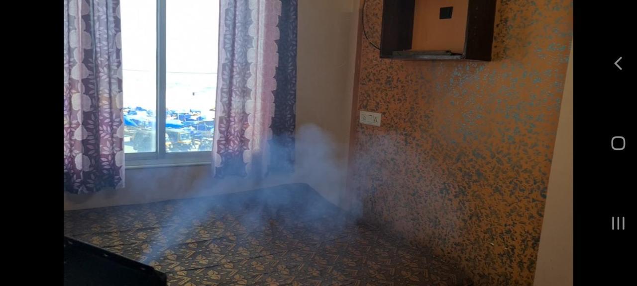 Shreekhetra Hotel Пури Екстериор снимка