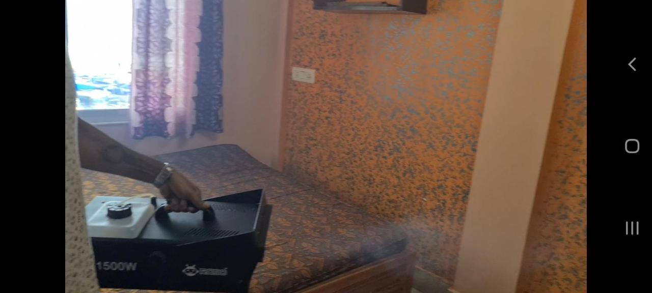 Shreekhetra Hotel Пури Екстериор снимка