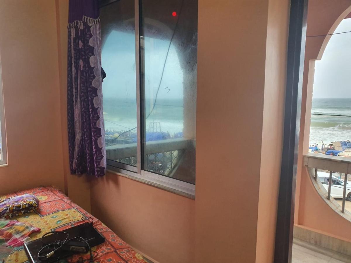 Shreekhetra Hotel Пури Екстериор снимка